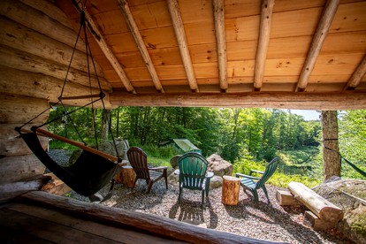 Rustic Glamping Shelter for an Outdoor Getaway in the Adirondacks, New York - Paul Smiths, New York - glamping.directory
