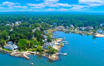 Serene Bed and Breakfast Suite for a Weekend Getaway on the Long Island Sound, Connecticut - Branford, Connecticut - glamping.directory