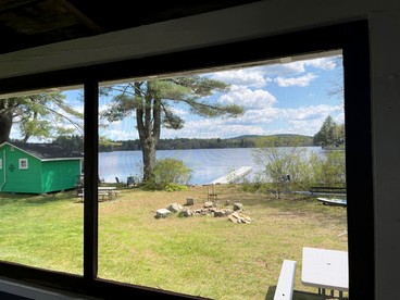 Lakefront Secluded Cottage in Northwood, New Hampshire - Northwood, New Hampshire - glamping.directory