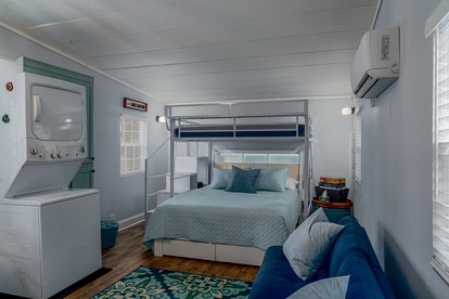 Charming Lakefront Tiny Home with Fire Pit, Grill, and Bocce Ball Near Littleton, North Carolina - Littleton, North Carolina - glamping.directory