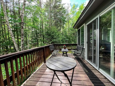 Luminous Cabin Surrounded by Nature in NH - North Conway, New Hampshire - glamping.directory