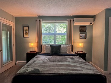 Luminous Cabin Surrounded by Nature in NH - North Conway, New Hampshire - glamping.directory