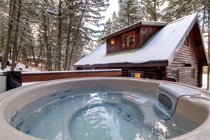 Cozy Mountain Cabin with Jacuzzi Near Ennis Lake in McAllister, Montana - glamping.directory