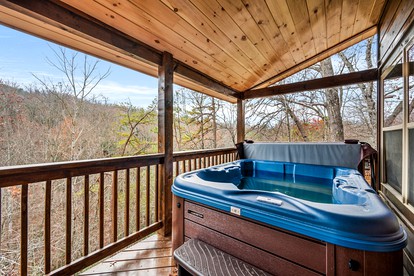 Mountain Fun in Gatlinburg: Cabin with Movie Theater and Game Room for an Unforgettable Time - Gatlinburg, Tennessee - glamping.directory