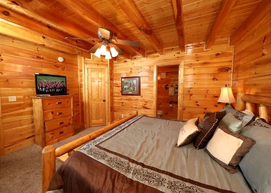 Luxury Log Cabin Rental with Private Hot Tub in Smoky Mountains of Sevierville, Tennessee - Sevierville, Tennessee - glamping.directory