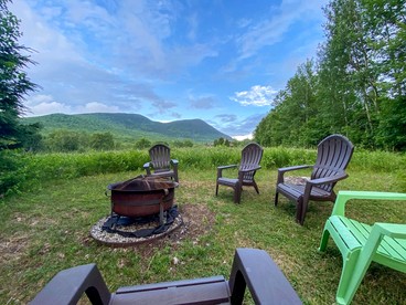Charming Cabin with Hot-tub and Amazing Vistas in Jackson, New Hampshire - Jackson, New Hampshire - glamping.directory