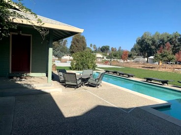 Idyllic Cottage Rental on a Working Farm Ideal for a Weekend Trip from San Francisco - San Martin, California - glamping.directory