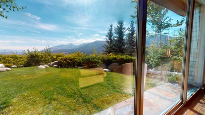 Impressive Castle with Great Mountain Views and Foosball in Mammoth Lakes, California - Mammoth Lakes, California - glamping.directory
