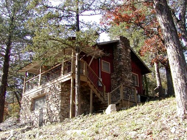 Romantic Ozarks Cabin Rental in Secluded Woodland near Branson, Missouri - glamping.directory
