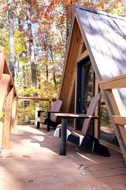 Lakeview Cabin by Tappan Lake, Perfect for Groups with Hot-Tub in Ohio - Deersville, Ohio - glamping.directory