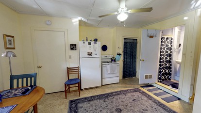 Charming Country Pet-Friendly Getaway Cottage in the Berkshires, Massachusetts - Charlemont, Massachusetts - glamping.directory
