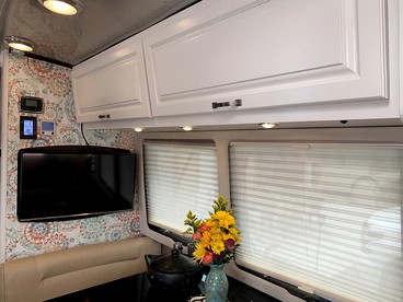 Huge Airstream is Perfect for a Family Getaway - Charlotte, North Carolina - glamping.directory