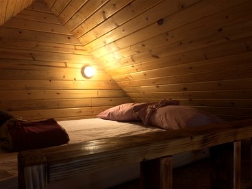 Romantic Cabin Rental for Couples in Secluded Woodlands near Butte, Montana - Hall, Montana - glamping.directory