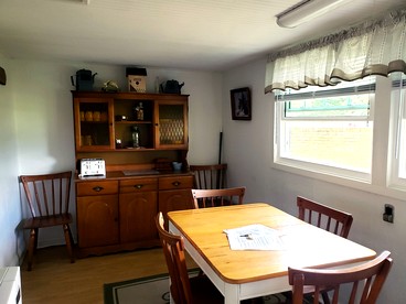 Charming Beach Cottage Along Lake Erie near Cleveland, Ohio - Vermillion, Ohio - glamping.directory