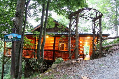 Romantic One-Bedroom Cabin with a Fireplace near Asheville, North Carolina - glamping.directory