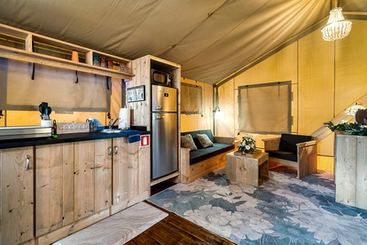 Glorious Tented Cabin with Fire Pit and Gorgeous Sky Views in Sevierville, Tennessee - Sevierville, Tennessee - glamping.directory