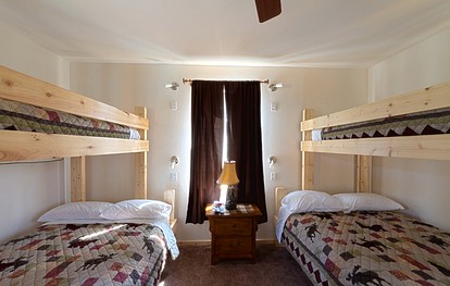 Amazing Rustic Accommodation with Free Wi-Fi on the Kenai Peninsula, Alaska - Kenai, Alaska - glamping.directory