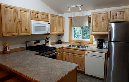 Amazing Rustic Accommodation with Free Wi-Fi on the Kenai Peninsula, Alaska - Kenai, Alaska - glamping.directory
