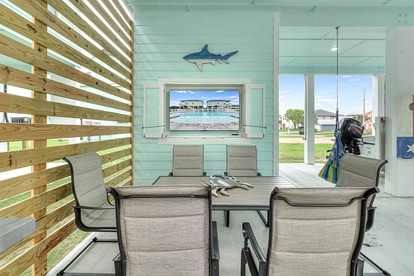 Dolphin Deck OR120 in Rockport, TX - Rockport, Texas - glamping.directory