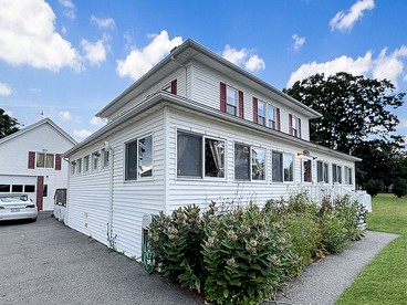 Enchanting Escape in Maine: Experience Glamping Magic in York Beach - York, Maine - glamping.directory
