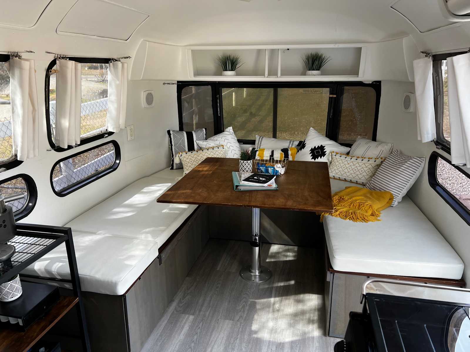 Robin's Nest - Ramona, California - glamping.directory