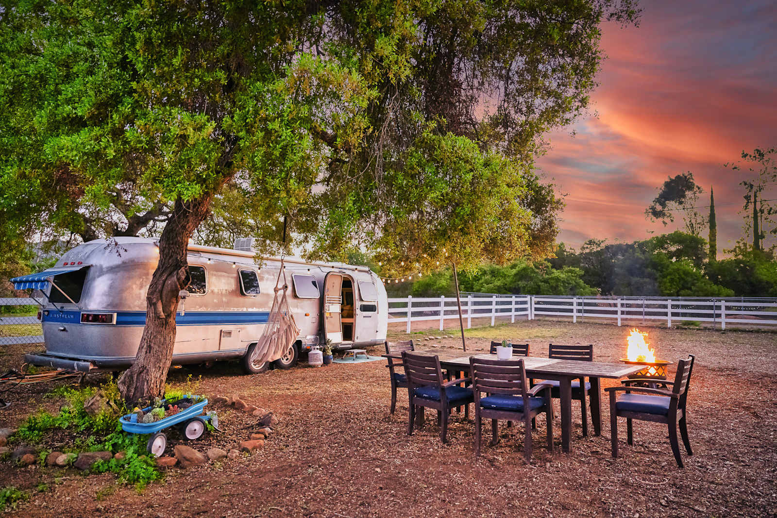 Robin's Nest - Ramona, California - glamping.directory