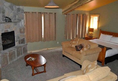 Lovely Suite Rental for Couples near Gunnison National Forest, Colorado - Cimarron, Colorado - glamping.directory