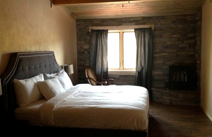 Lovely Suite Rental for Couples near Gunnison National Forest, Colorado - Cimarron, Colorado - glamping.directory