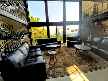 Unique White Mountains Vacation Rental for Family Getaways in New England - Dalton, New Hampshire - glamping.directory