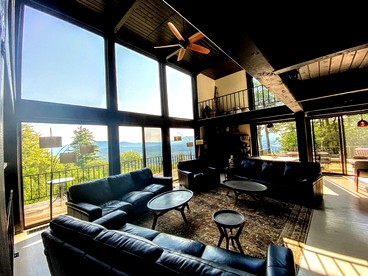Unique White Mountains Vacation Rental for Family Getaways in New England - Dalton, New Hampshire - glamping.directory