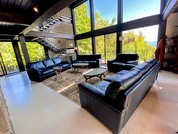 Unique White Mountains Vacation Rental for Family Getaways in New England - Dalton, New Hampshire - glamping.directory