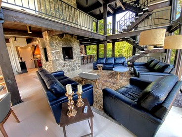 Unique White Mountains Vacation Rental for Family Getaways in New England - Dalton, New Hampshire - glamping.directory