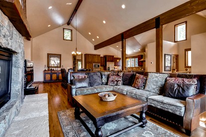 Luxurious 4 Bedroom Mountain Home - Keystone, Colorado - glamping.directory