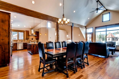 Luxurious 4 Bedroom Mountain Home - Keystone, Colorado - glamping.directory