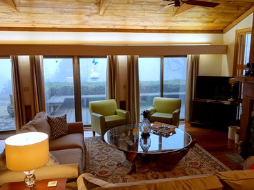 Secluded Cabin Nestled in the Woodlands of Meadows of Dan, Virginia - Meadows of Dan, Virginia - glamping.directory