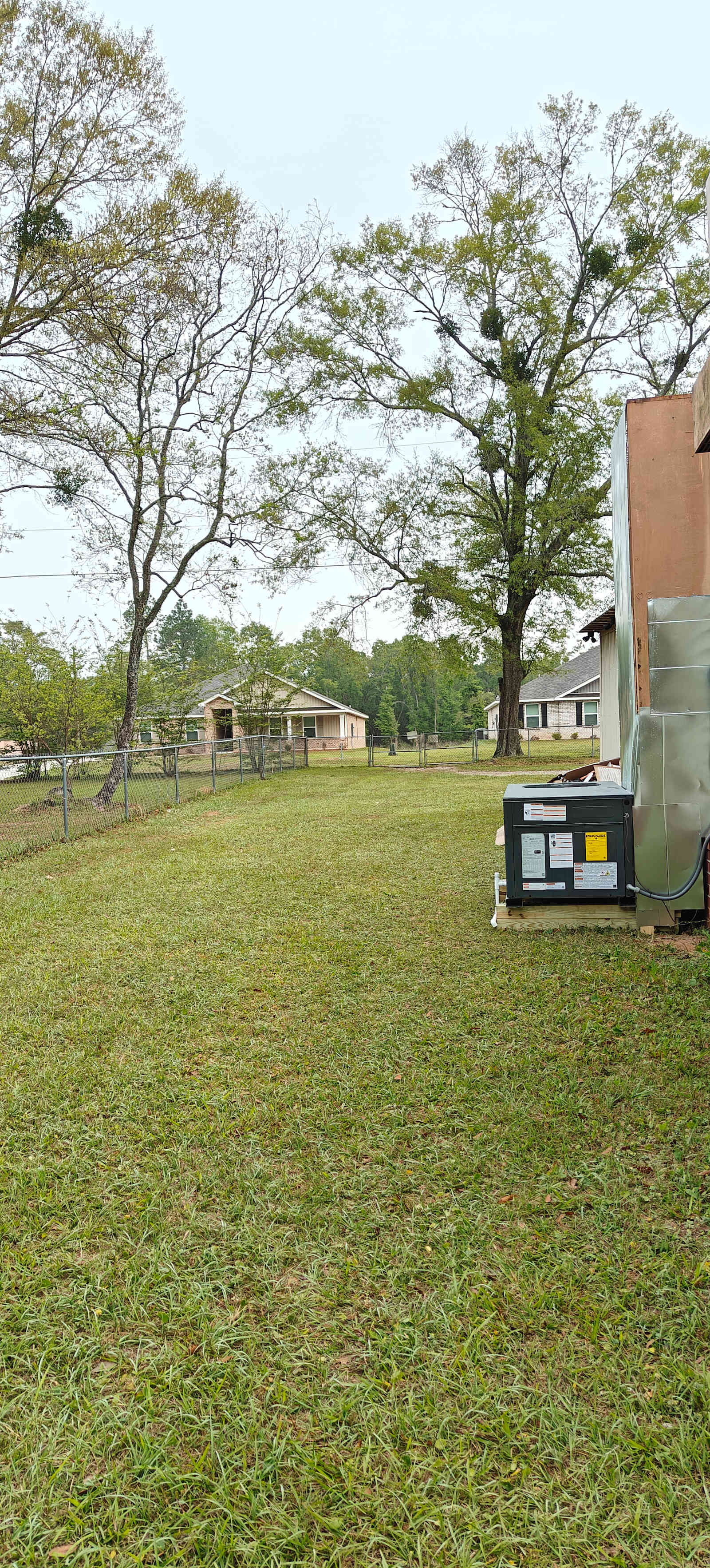 Lundy RV Park - Theodore, Alabama - glamping.directory