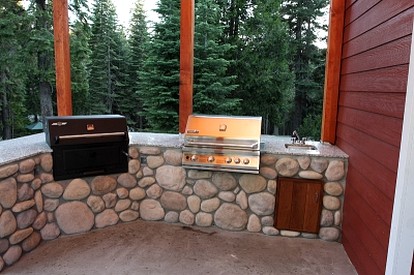 Mountain Cabin Rental For 52 with a Luxury Hot Tub La Porte, Northern California - La Porte, California - glamping.directory
