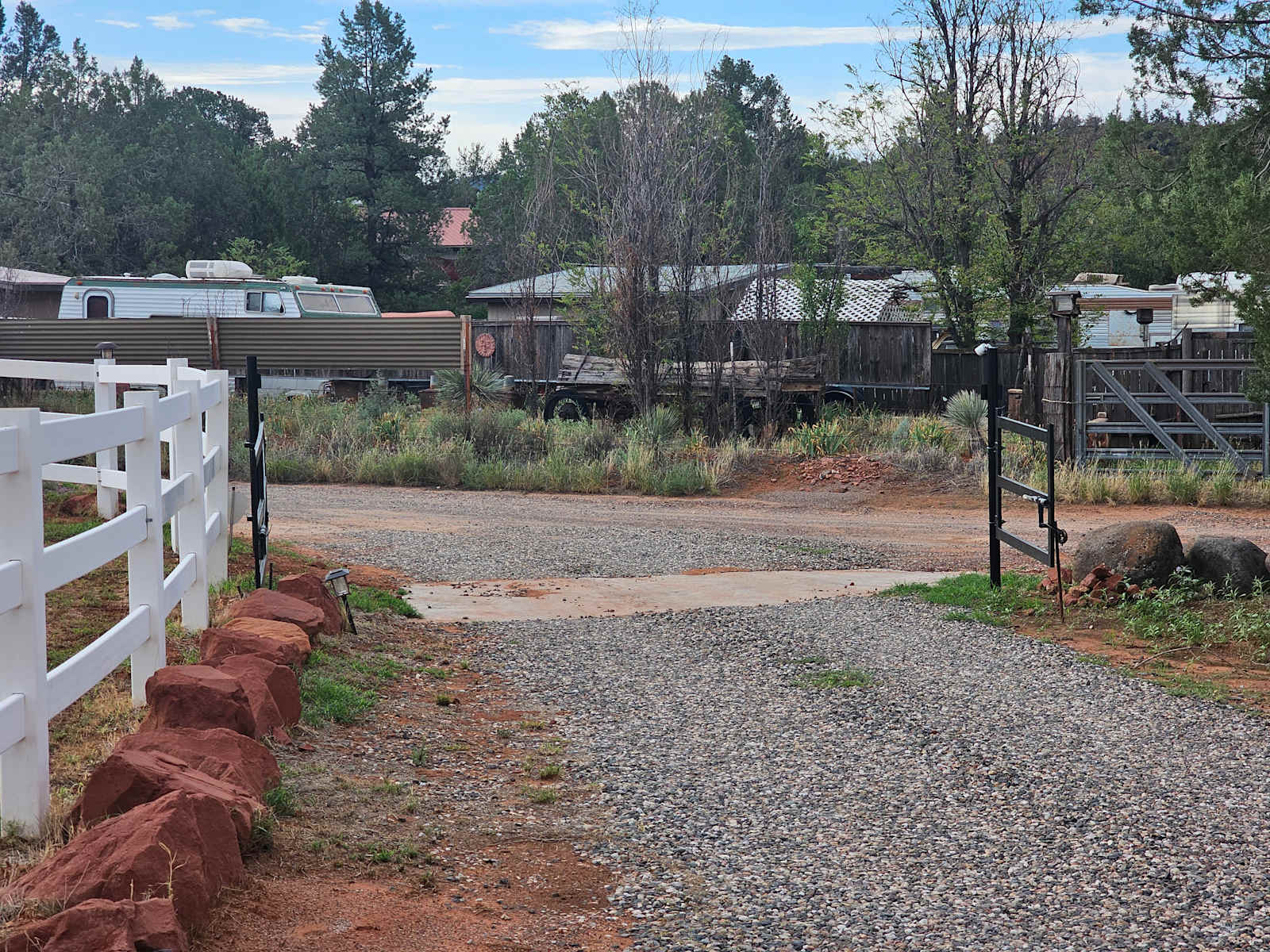 Red Rock Camp Horses Welcome - Sedona, Arizona - glamping.directory