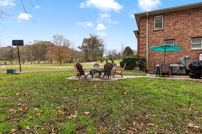 Peaceful Historic Villa with Hot Tub & Pool near Downtown Nashville, Tennessee - glamping.directory