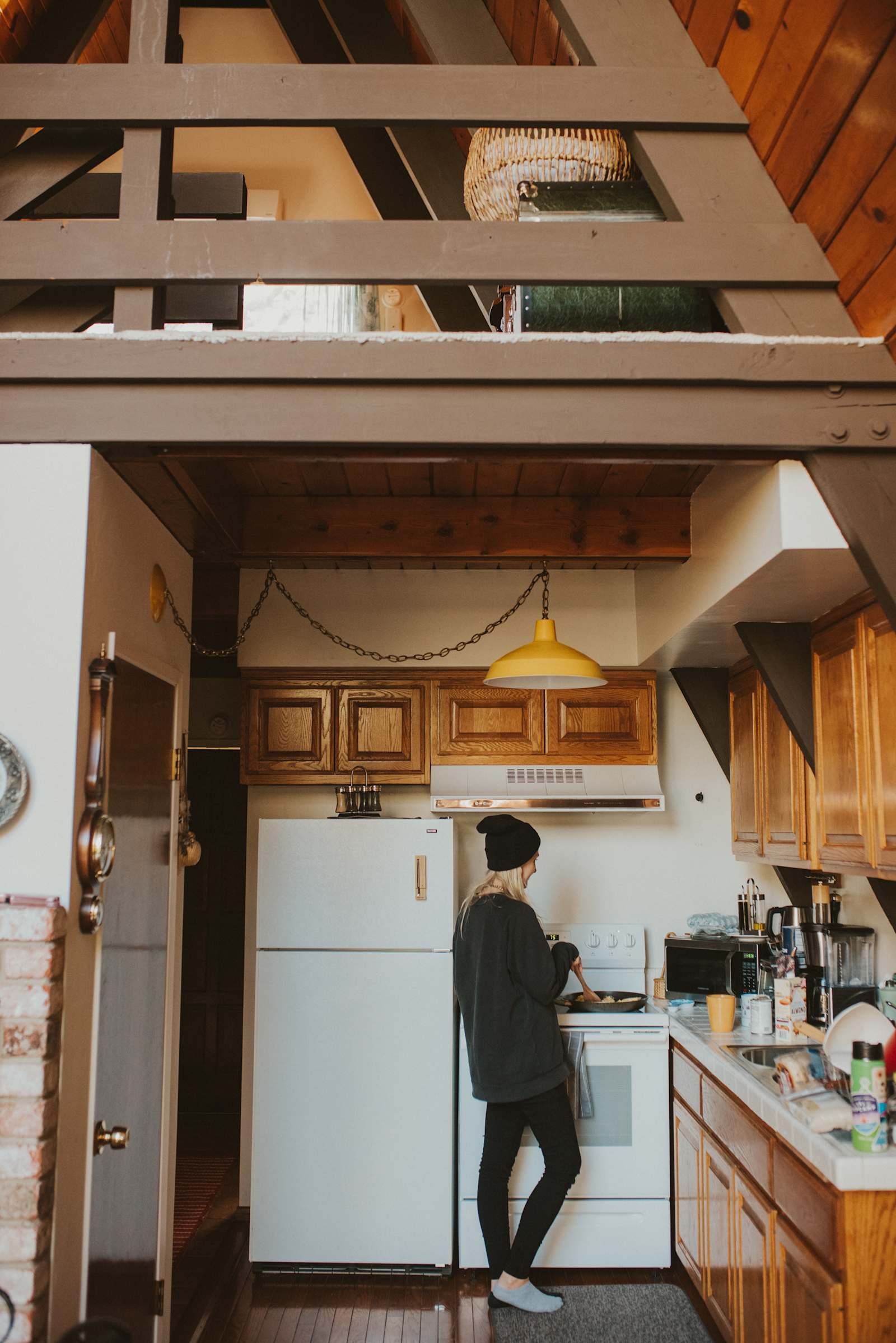 A-Frame Bliss - Pine Mountain Club, California - glamping.directory