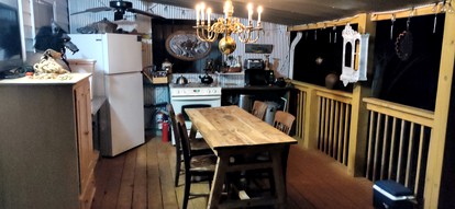 Charming Farmhouse Glamping Cabin in Sparta, Tennessee - Sparta, Tennessee - glamping.directory