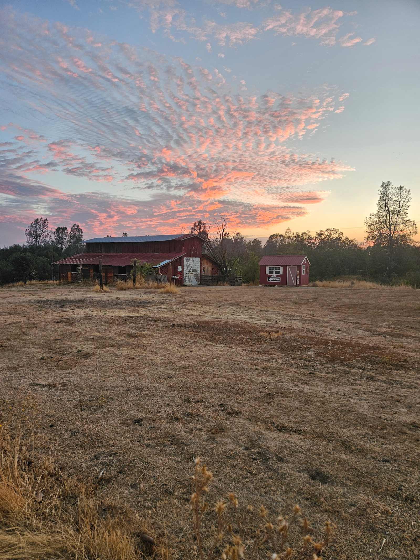 Happy Valley Roadhouse - glamping.directory