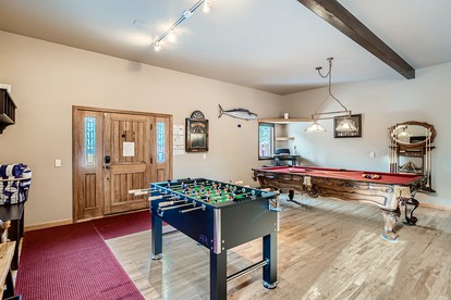 Majestic Mountain Ski Cottage with Panoramic Views of the Breckenridge Ski Area and the Epic Rocky Mountains, Colorado - Breckenridge, Colorado - glamping.directory