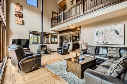 Majestic Mountain Ski Cottage with Panoramic Views of the Breckenridge Ski Area and the Epic Rocky Mountains, Colorado - Breckenridge, Colorado - glamping.directory