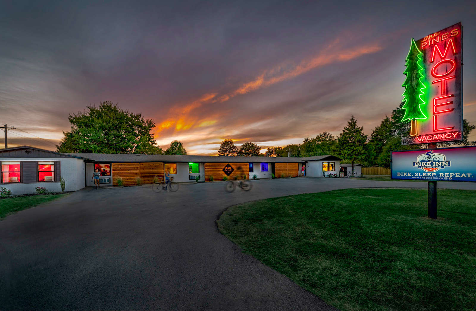 The Bike Inn, Bentonville - glamping.directory