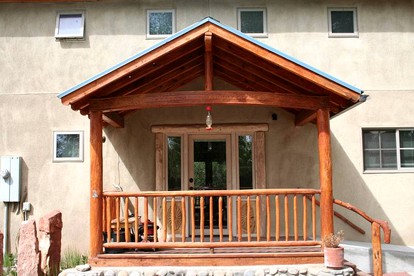 New Mexico Glamping Paradise: Riverfront Rental for the Ultimate Retreat - glamping.directory