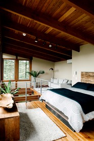 Charming Mountain Cabin Perfect for the Whole Family near Nantahala National Forest, NC - Bryson City, North Carolina - glamping.directory