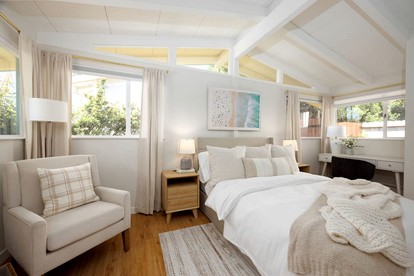 Private Cottage Along the Northern California Coast in El Granada, Perfect for an Oceanfront Escape - El Granada, California - glamping.directory