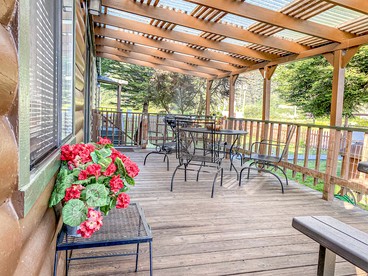 Cozy Cabin with a Private Deck in Klamath, CA - glamping.directory