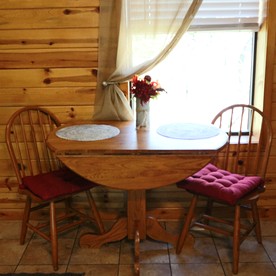Charming Cabin Rental Perfect for Couples in Carroll County, Arkansas - Eureka Springs, Arkansas - glamping.directory